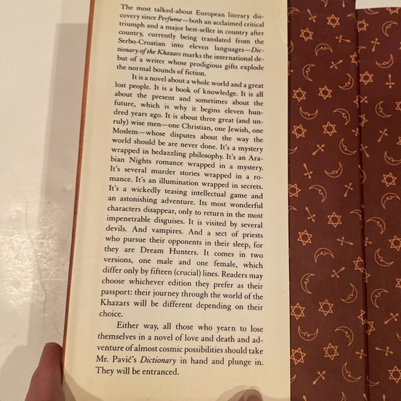 “Dictionary of the Khazars, a Lexicon Novel, Hardcover with Dust Jacket - Picture 2 of 4